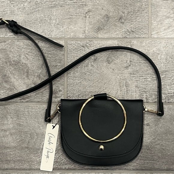 Charlie Paige Handbags - NWT Charlie Paige Black Crossbody Purse